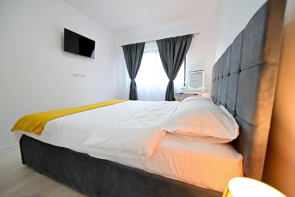 Flh - Just 5 Apartment Selimbar Luaran gambar