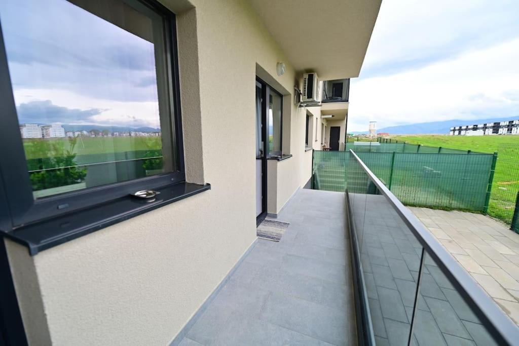 Flh - Just 5 Apartment Selimbar Luaran gambar