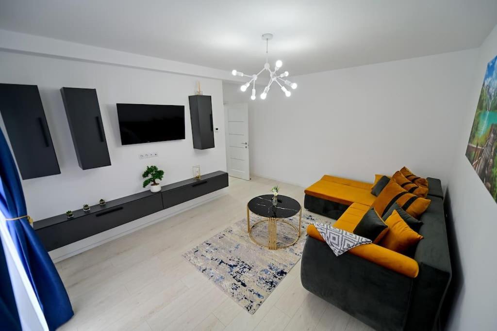 Flh - Just 5 Apartment Selimbar Luaran gambar